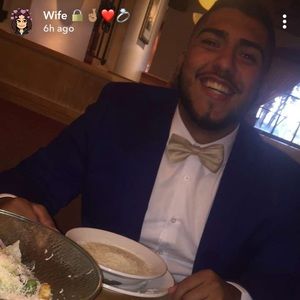 Meet your Posher, Javier